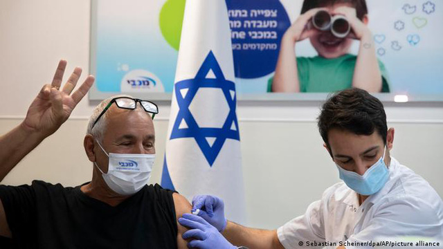 Số ca mắc mới tại thủ đô Nhật Bản tăng gấp 15 lần trong 1 tuần, Israel dự báo 2-3 triệu người sẽ nhiễm Omicron - Ảnh 2.
