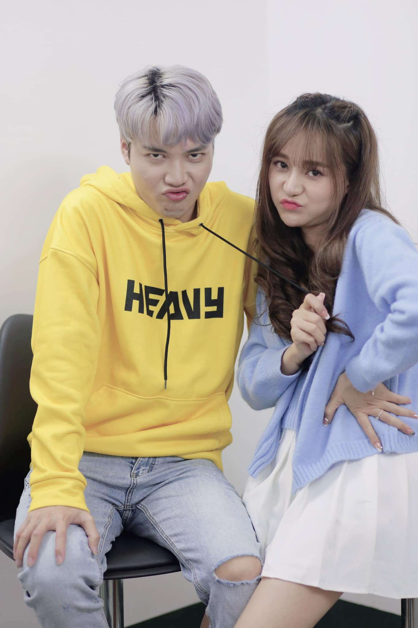 AS Mobile chính thức công khai bạn gái sau 4 năm hẹn hò bí mật, sẽ chốt đơn về một nhà trong năm nay? - Ảnh 3. AS Mobile chính thức công khai bạn gái sau 4 năm hẹn hò bí mật, sẽ chốt đơn về một nhà trong năm nay? - Ảnh 3.