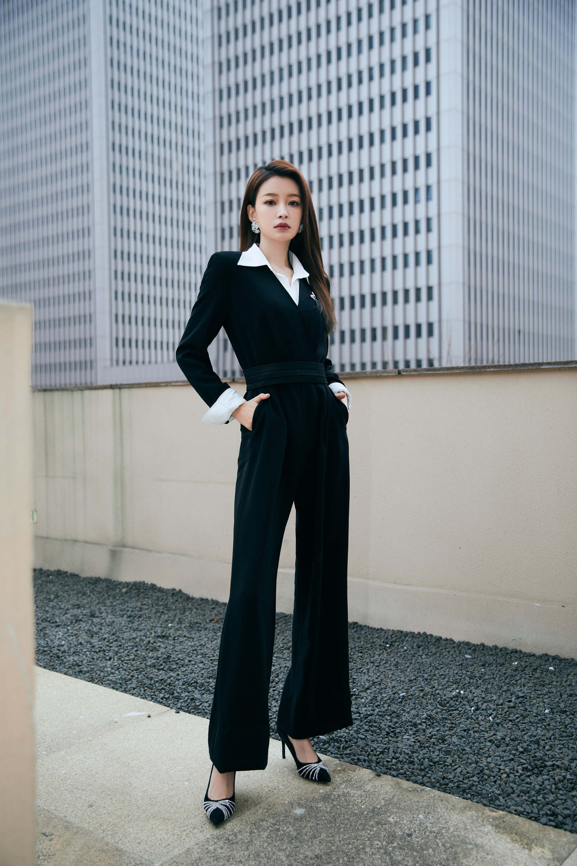 Sự kiện hot nhất hôm nay: Dương Mịch chân đẹp nhất Cbiz vẫn bị Victoria f(x) đè bẹp, Huỳnh Hiểu Minh lột xác bất ngờ - Ảnh 7. Sự kiện hot nhất hôm nay: Dương Mịch chân đẹp nhất Cbiz vẫn bị Victoria f(x) đè bẹp, Huỳnh Hiểu Minh lột xác bất ngờ - Ảnh 7.