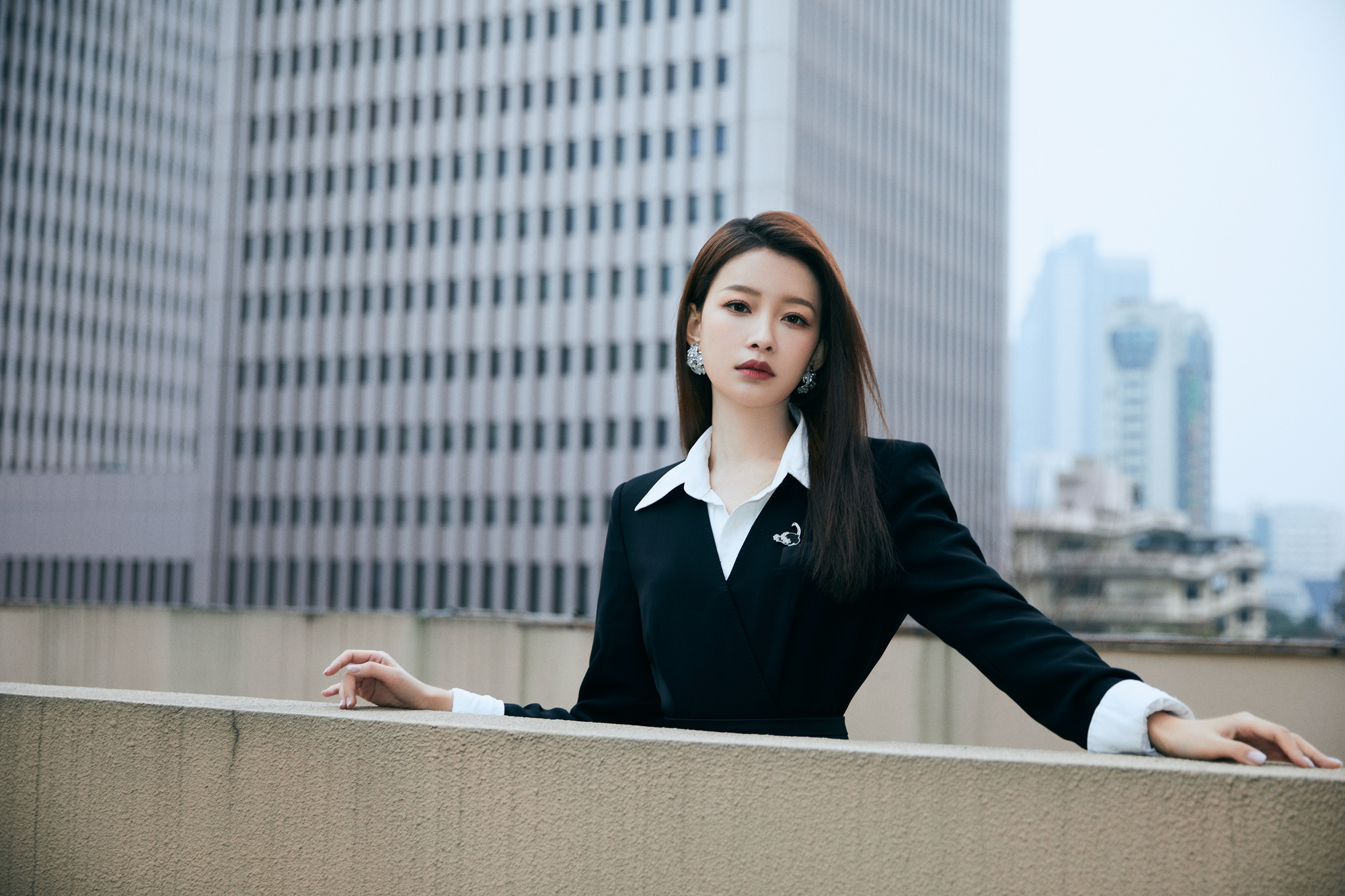 Sự kiện hot nhất hôm nay: Dương Mịch chân đẹp nhất Cbiz vẫn bị Victoria f(x) đè bẹp, Huỳnh Hiểu Minh lột xác bất ngờ - Ảnh 8. Sự kiện hot nhất hôm nay: Dương Mịch chân đẹp nhất Cbiz vẫn bị Victoria f(x) đè bẹp, Huỳnh Hiểu Minh lột xác bất ngờ - Ảnh 8.
