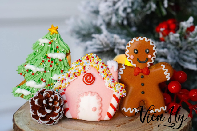 Cô phù thuỷ thổi hồn cho những chiếc bánh quy đường đẹp đến nao lòng, khiến bất cứ ai nhìn thấy cũng không nỡ ăn - Ảnh 5.
