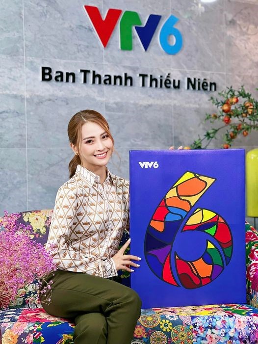 Những gương mặt MC, BTV gắn bó với VTV6, để lại ấn tượng với khán giả truyền hình - Ảnh 6.