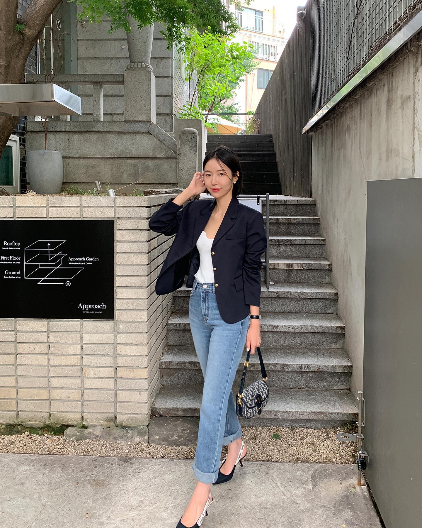 4 xu hướng đồ denim của mùa thu 2022 - Ảnh 9.