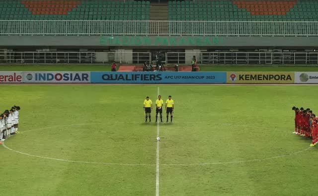 B&aacute;o Indonesia: &ldquo;U17 Indonesia đ&atilde; bị loại theo c&aacute;ch kh&oacute; c&oacute; thể cay đắng hơn&rdquo; - Ảnh 1.