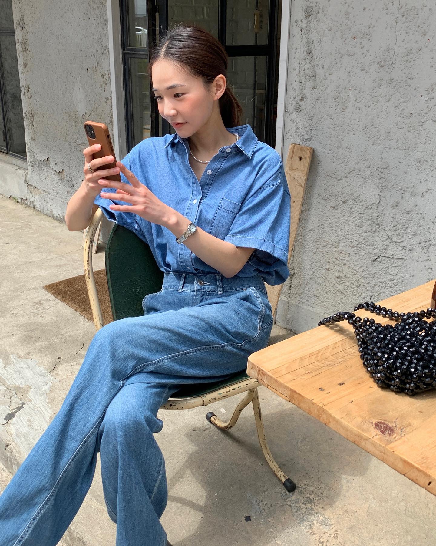 4 xu hướng đồ denim của mùa thu 2022 - Ảnh 5.