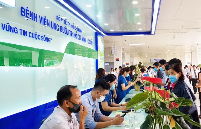 Sở Y tế TP.HCM lên tiếng về nguy cơ Bệnh viện Ung Bướu thiếu hóa chất, có thể dừng hoạt động - Ảnh 1.