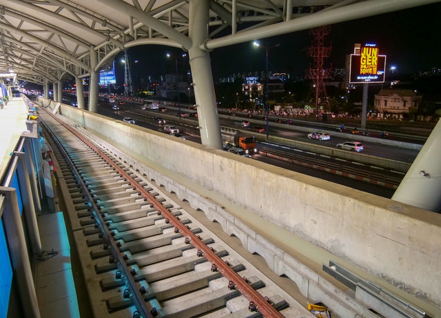 Bên trong nhà ga trên cao lớn nhất Việt Nam của tuyến Metro TP.HCM - Ảnh 3.