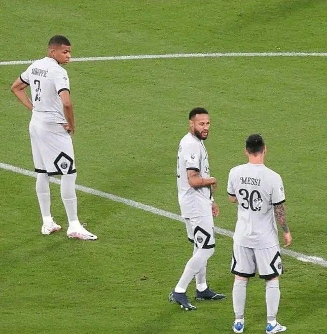 Sự nu&ocirc;ng chiều của PSG đ&atilde; dạy hư Mbappe như thế n&agrave;o? - Ảnh 4.
