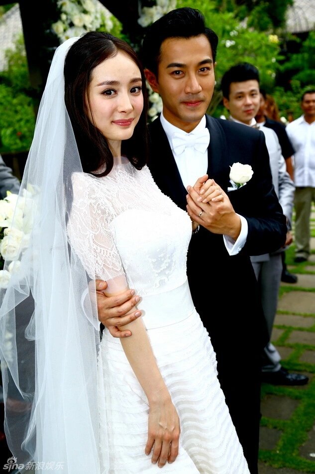 Hot lại ảnh cưới của Dương Mịch từ 8 năm trước: Makeup lẫn váy vóc đều xuất sắc - Ảnh 2.