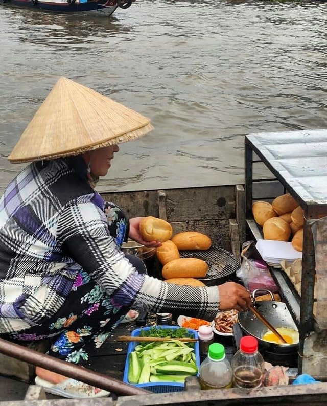 Miền Tây mùa nước nổi: Về chợ Cái Răng khám phá nét đẹp văn hoá và thưởng thức loạt món ngon - Ảnh 9.