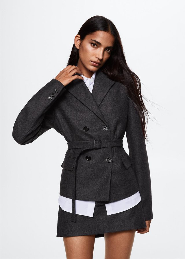 13 mẫu áo blazer mới nhất của Zara, H&M và Mango - Ảnh 32.