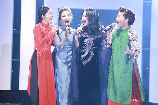 Ca Sĩ Mặt Nạ: Phượng Ho&agrave;ng Lửa bất ngờ lộ mặt v&igrave; diễn qu&aacute; sung! - Ảnh 3.