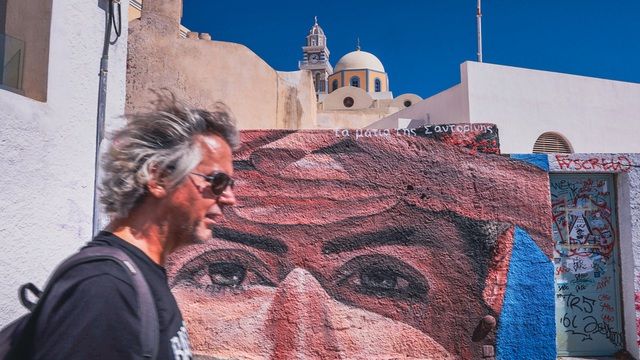 Khám phá thiên đường Santorini cùng blogger du lịch Ngô Trần Hải An - Ảnh 4.