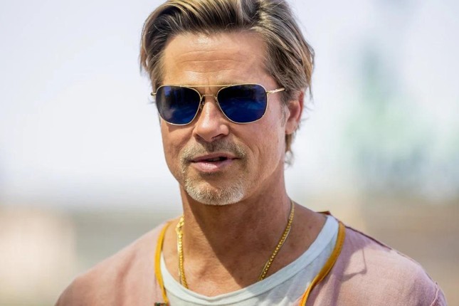 Còn việc gì Brad Pitt không dám thử ở tuổi 58 - Ảnh 1.