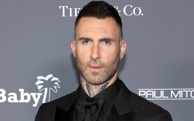 Adam Levine ra mắt ca khúc mới sau bê bối ngoại tình - Ảnh 1.