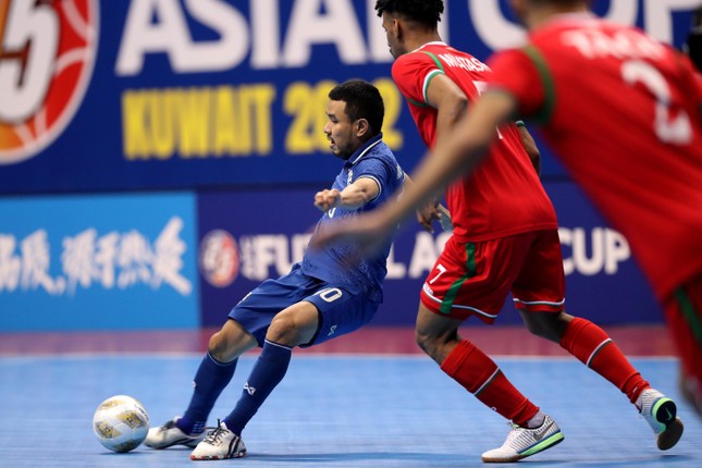 Thái Lan là đội đầu tiên của Đông Nam Á giành vé vào tứ kết giải futsal châu Á - Ảnh 2.