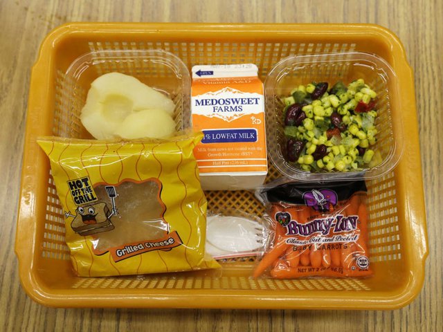 Bữa trưa đặc trưng ở trường học trông như thế nào ở các quốc gia khắp thế giới? - Ảnh 5.