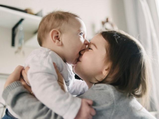5 sự thật về t&acirc;m l&yacute; trẻ nhỏ gi&uacute;p việc nu&ocirc;i con nh&agrave;n hơn - Ảnh 2.