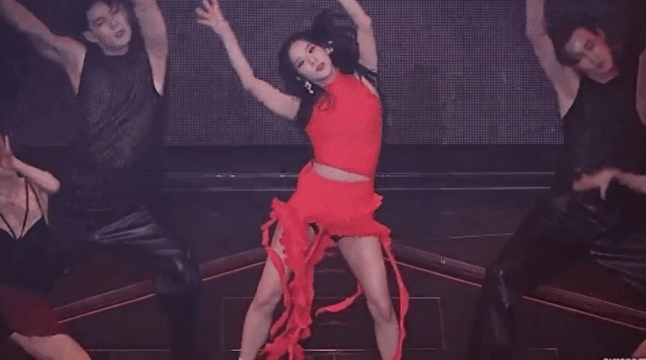 Hai đêm diễn mở màn Born Pink tại Hàn Quốc: BLACKPINK bị khớp vũ đạo, Jennie bùng nổ với sân khấu cá nhân - Ảnh 5.