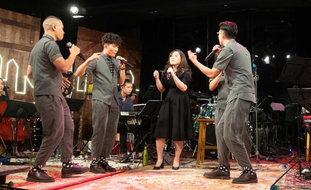 Kh&ocirc;ng phải M4U, đ&acirc;y mới l&agrave; nh&oacute;m nhạc nam hỗ trợ T&iacute; N&acirc;u tại Ca Sĩ Mặt Nạ? - Ảnh 5.