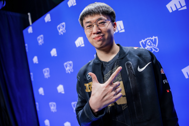 Nhận định cặp đấu T1 và RNG tại Tứ kết CKTG 2022: Liệu món nợ Mid Season Invitational có được trả? - Ảnh 4.