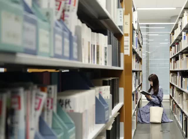 Hiệu sách tại Nhật đang dần tuyệt chủng, nhưng lý do không chỉ vì người dân lười đọc sách! - Ảnh 4.