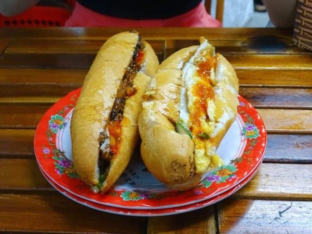 Tiệm bánh mì "nữ hoàng" ở Hội…