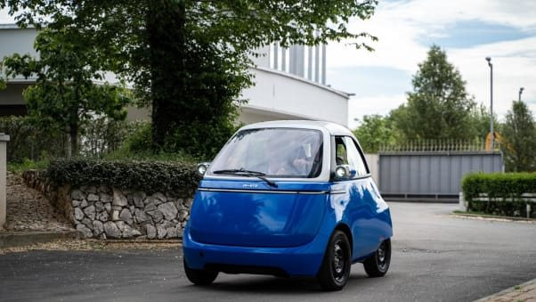 Chiếc xe điện siêu nhỏ nhẹ là tương lai giao thông đô thị: Giúp vượt tắc đường bằng công nghệ có một không hai, trẻ 14 tuổi có thể lái mà không cần bằng - Ảnh 2.