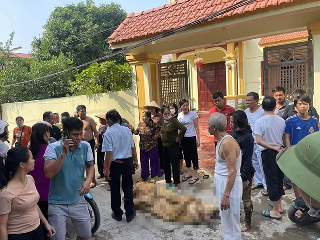 Vụ 3 con đốt nh&agrave; mẹ đẻ qua lời kể h&agrave;ng x&oacute;m: L&agrave;ng t&ocirc;i chưa bao giờ xảy ra sự việc đau l&ograve;ng đến thế - Ảnh 3.