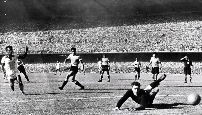 Lịch sử World Cup: Thảm họa Maracanazo, nỗi đau thế kỷ của người Brazil ở World Cup 1950 - Ảnh 1.