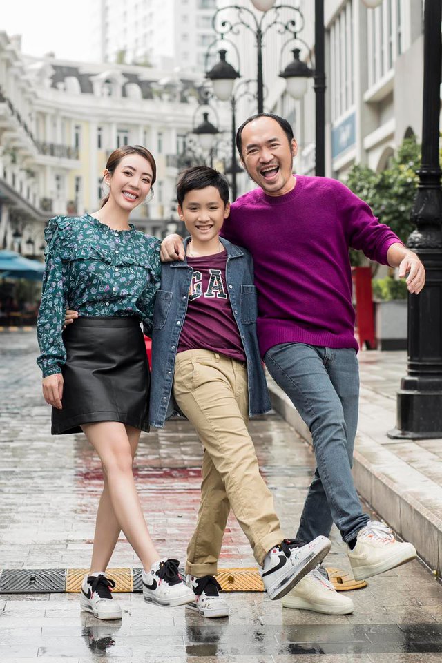 Cầu hôn bằng bánh bao 15 nghìn, cặp vợ chồng sao Việt có hôn nhân viên mãn suốt một thập kỷ - Ảnh 8.