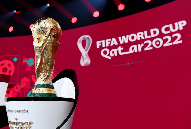 Những luật lệ chưa từng có đối với cổ động viên tại World Cup 2022: Muốn bắt tay, chụp ảnh cũng cần dè chừng - Ảnh 1.