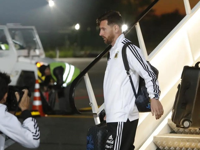 Messi l&ecirc;n đường dự World Cup ngay trong đ&ecirc;m - Ảnh 1.