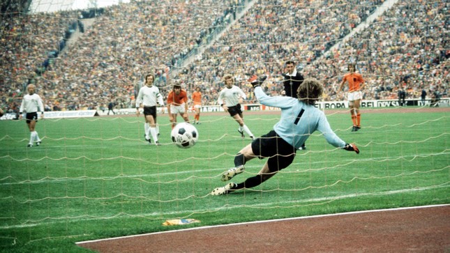 Lịch sử World Cup 1974: Nỗi luyến tiếc của người Hà Lan - Ảnh 2.