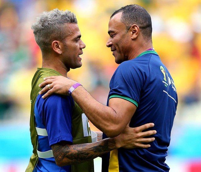 C&aacute;c huyền thoại Brazil chỉ ra điểm yếu của đội tuyển nh&agrave; - Ảnh 2.