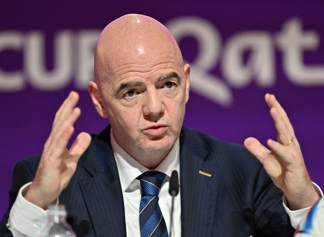 Chủ tịch FIFA tố phương Tây đạo đức giả khi chỉ trích Qatar - Ảnh 2.