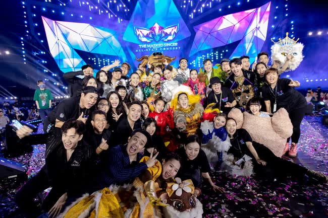 Concert The Masked Singer trôi qua đầy tiếc nuối: Top 3 đáng lẽ giành spotlight lại phải chạy deadline vì những thứ rườm rà! - Ảnh 10.