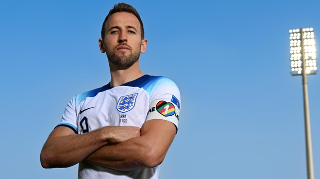 Harry Kane có thể bị phạt thẻ ngay khi trận đấu bắt đầu vì liều lĩnh làm hành động này - Ảnh 1.