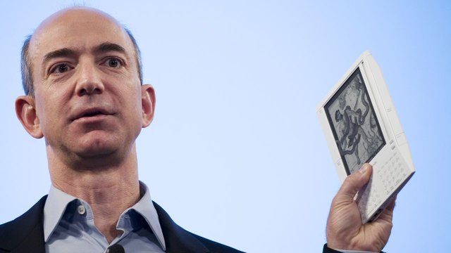 V&igrave; sao Kindle vẫn l&agrave; &ocirc;ng vua m&aacute;y đọc s&aacute;ch suốt 15 năm qua? - Ảnh 1.