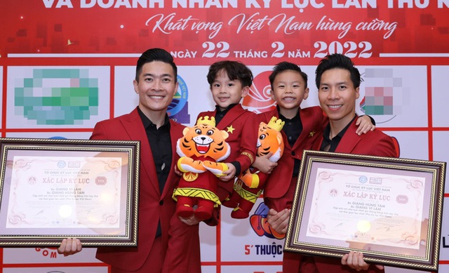 Con trai O Sen - Ngọc Mai: Tập xiếc từ lúc 8 tháng, đến năm 5 tuổi lập kỷ lục Guinness Việt Nam - Ảnh 7.