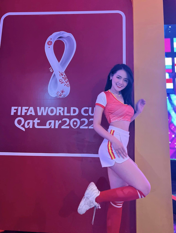 Có nên để hot girl bình luận World Cup? - Ảnh 4.