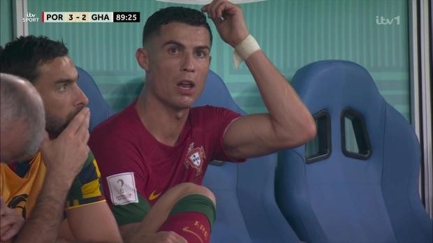 Ronaldo phát cáu vì cầu thủ Ghana bắt chước pha ăn mừng siuuu? - Ảnh 3.