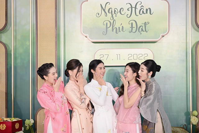 Dàn Hoa hậu, người đẹp làm phù dâu trong lễ ăn hỏi của Ngọc Hân - Ảnh 4.