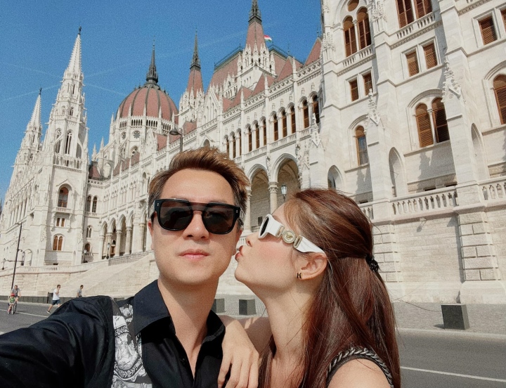 Bà xã Đăng Khôi từng khóc cả đêm vì ghen khi đọc tin nhắn của fan girl gửi chồng - Ảnh 2. Bà xã Đăng Khôi từng khóc cả đêm vì ghen khi đọc tin nhắn của fan girl gửi chồng - Ảnh 2.