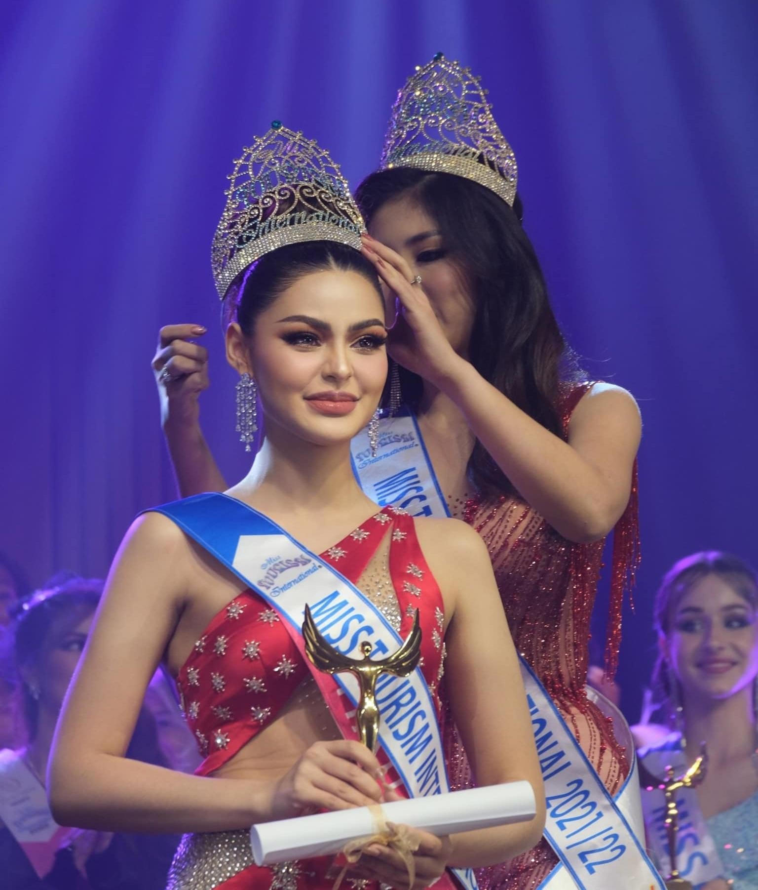 Người đẹp Thái Lan trở thành Hoa hậu Du lịch Quốc tế 2022 - Ảnh 2.