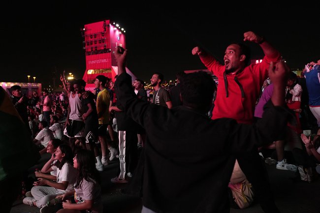 Trải nghiệm thực tế của cổ động viên đang ở Qatar về một kỳ World Cup kỳ lạ: Có thực sự không “nóng” như mọi năm? - Ảnh 4.