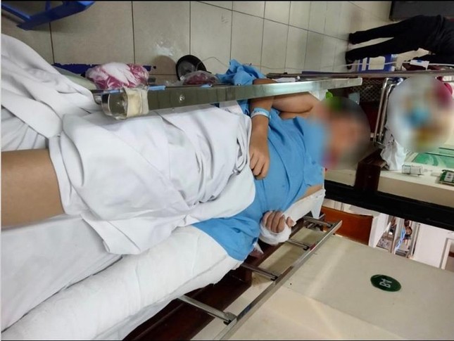 Học sinh nhảy lầu nghi bị bạn tr&ecirc;u chọc, chế giễu: Trước đ&oacute; c&oacute; biểu hiện t&acirc;m l&iacute; bất thường - Ảnh 1.
