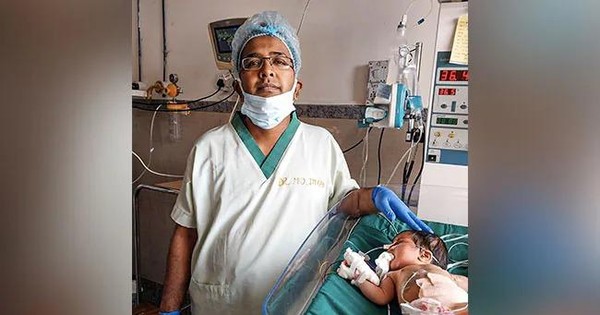 Ấn Độ: Phát hiện 8 bào thai trong bụng bé gái 21 ngày tuổi - Ảnh 1.