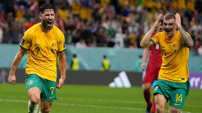 Australia vào vòng 1/8 World Cup 2022: Lời đáp trả ngọt ngào của một thế hệ bị coi thường! - Ảnh 3.