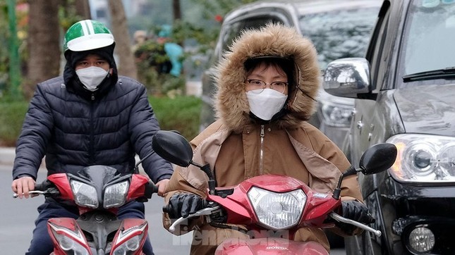 Miền Bắc sắp đ&oacute;n kh&ocirc;ng kh&iacute; lạnh tăng cường, nền nhiệt tiếp tục giảm s&acirc;u - Ảnh 1.